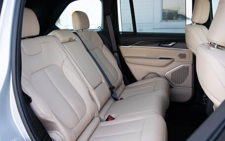 Jeep Grand Cherokee, 2023 год, 7 550 000 рублей, 33 фотография