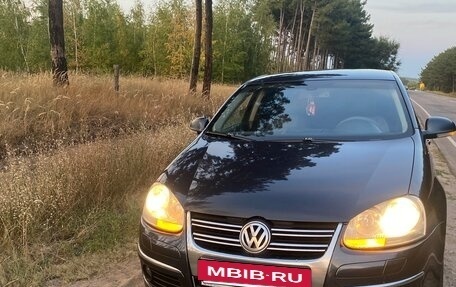 Volkswagen Jetta VI, 2009 год, 800 000 рублей, 2 фотография