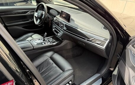BMW 7 серия, 2019 год, 4 500 000 рублей, 9 фотография