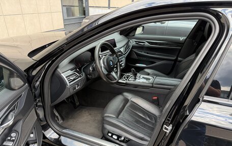 BMW 7 серия, 2019 год, 4 500 000 рублей, 17 фотография