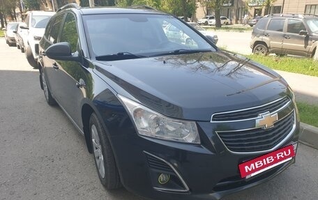 Chevrolet Cruze II, 2013 год, 950 000 рублей, 3 фотография