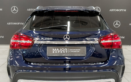 Mercedes-Benz GLA, 2018 год, 2 650 000 рублей, 6 фотография