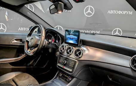 Mercedes-Benz GLA, 2018 год, 2 650 000 рублей, 11 фотография