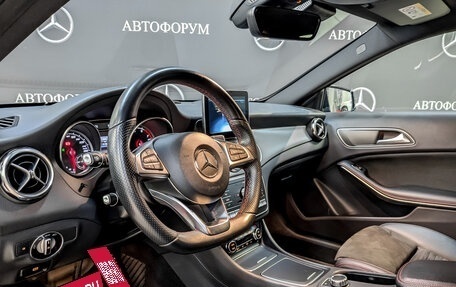 Mercedes-Benz GLA, 2018 год, 2 650 000 рублей, 16 фотография