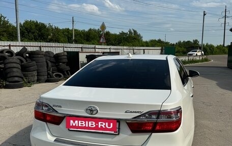 Toyota Camry, 2015 год, 2 080 000 рублей, 4 фотография