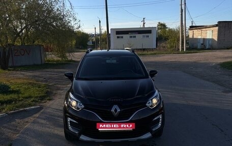Renault Kaptur I рестайлинг, 2018 год, 1 650 000 рублей, 2 фотография