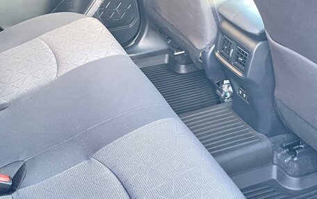 Toyota RAV4, 2021 год, 3 750 000 рублей, 12 фотография
