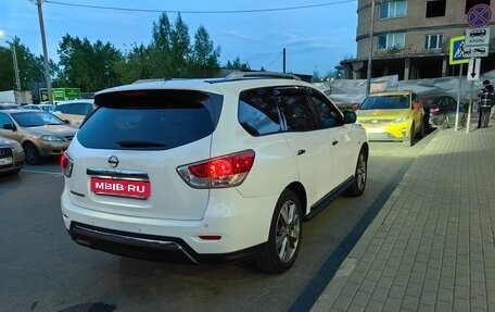 Nissan Pathfinder, 2014 год, 1 700 000 рублей, 5 фотография