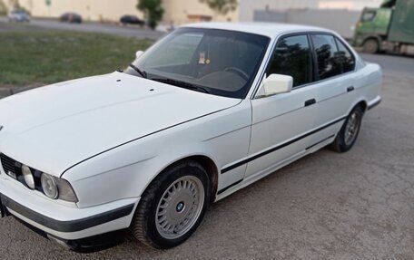 BMW 5 серия, 1989 год, 400 000 рублей, 3 фотография