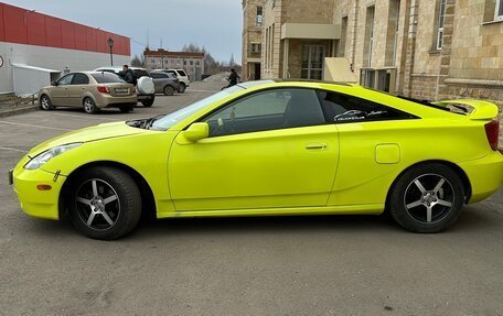Toyota Celica VII рестайлинг, 2001 год, 700 000 рублей, 2 фотография