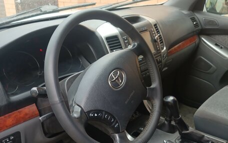 Toyota Land Cruiser Prado 120 рестайлинг, 2008 год, 1 800 000 рублей, 2 фотография