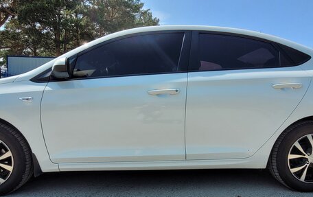 Hyundai Solaris II рестайлинг, 2017 год, 1 400 000 рублей, 16 фотография