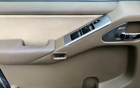 Nissan Pathfinder, 2005 год, 755 000 рублей, 16 фотография