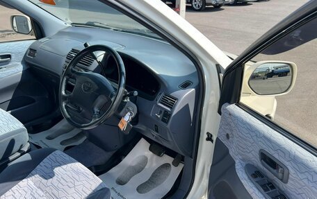 Toyota Ipsum II, 1999 год, 599 999 рублей, 10 фотография