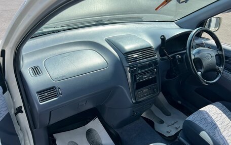Toyota Ipsum II, 1999 год, 599 999 рублей, 13 фотография