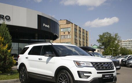 Ford Explorer VI, 2017 год, 2 243 000 рублей, 3 фотография