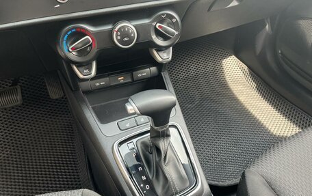KIA Rio IV, 2022 год, 1 750 000 рублей, 9 фотография