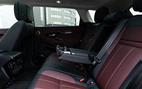 Land Rover Range Rover Evoque II, 2024 год, 6 900 000 рублей, 13 фотография