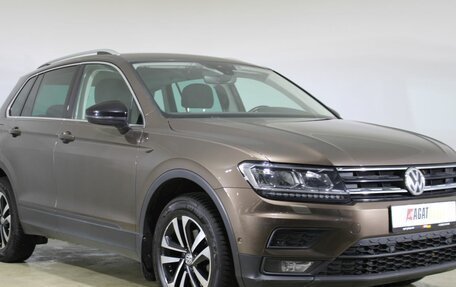 Volkswagen Tiguan II, 2019 год, 2 370 000 рублей, 3 фотография