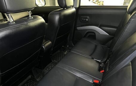 Mitsubishi Outlander III рестайлинг 3, 2010 год, 1 200 000 рублей, 8 фотография