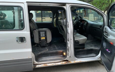 Hyundai Starex I рестайлинг, 2007 год, 450 000 рублей, 17 фотография