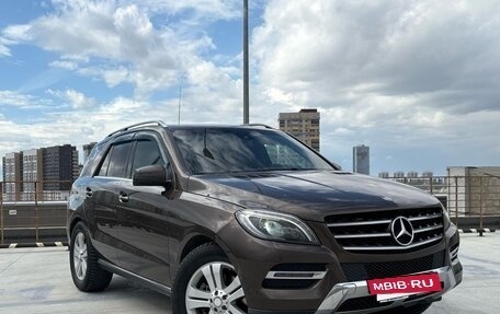Mercedes-Benz M-Класс, 2013 год, 2 350 000 рублей, 2 фотография