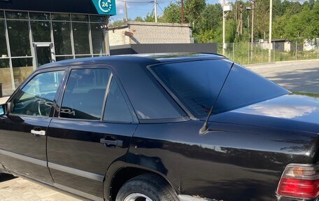 Mercedes-Benz W124, 1988 год, 380 000 рублей, 2 фотография