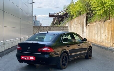 Skoda Superb III рестайлинг, 2010 год, 745 000 рублей, 3 фотография