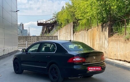 Skoda Superb III рестайлинг, 2010 год, 745 000 рублей, 4 фотография
