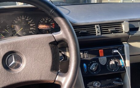 Mercedes-Benz W124, 1988 год, 380 000 рублей, 11 фотография