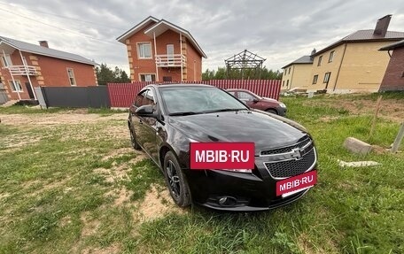 Chevrolet Cruze II, 2011 год, 600 000 рублей, 4 фотография