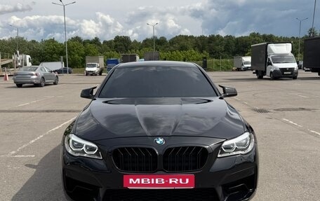 BMW 5 серия, 2013 год, 2 090 000 рублей, 9 фотография