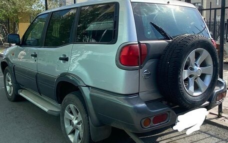Nissan Terrano II рестайлинг, 2004 год, 690 000 рублей, 4 фотография