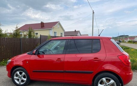 Skoda Fabia II, 2011 год, 800 000 рублей, 3 фотография