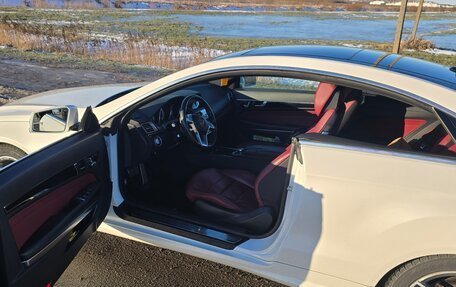 Mercedes-Benz E-Класс, 2016 год, 2 150 000 рублей, 3 фотография