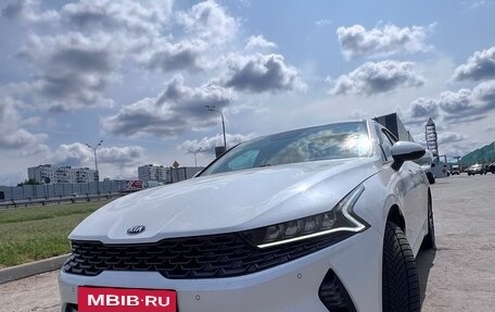 KIA K5, 2021 год, 2 400 000 рублей, 11 фотография