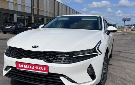 KIA K5, 2021 год, 2 400 000 рублей, 2 фотография