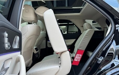 Mercedes-Benz GLE, 2022 год, 10 999 000 рублей, 25 фотография