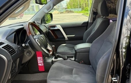 Toyota Land Cruiser Prado 150 рестайлинг 2, 2013 год, 3 180 000 рублей, 23 фотография