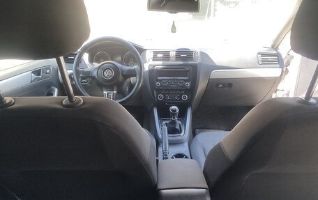 Volkswagen Jetta VI, 2012 год, 790 000 рублей, 16 фотография