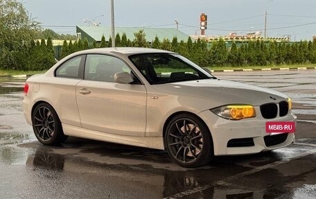 BMW 1 серия, 2011 год, 2 800 000 рублей, 3 фотография