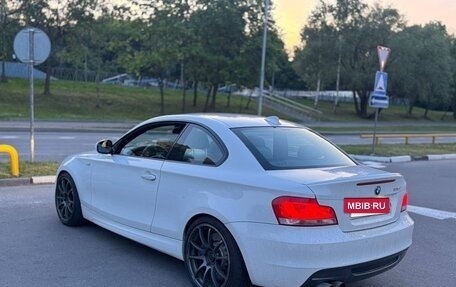 BMW 1 серия, 2011 год, 2 800 000 рублей, 7 фотография