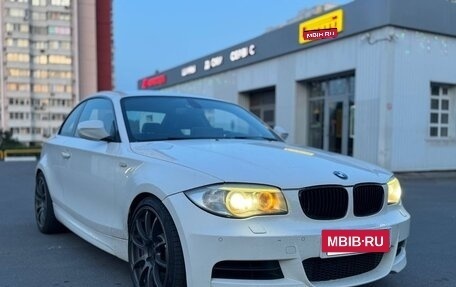 BMW 1 серия, 2011 год, 2 800 000 рублей, 5 фотография