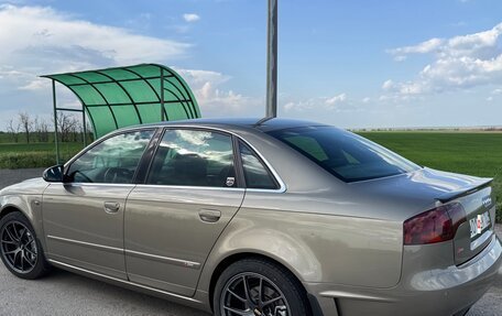 Audi A4, 2004 год, 1 950 000 рублей, 8 фотография