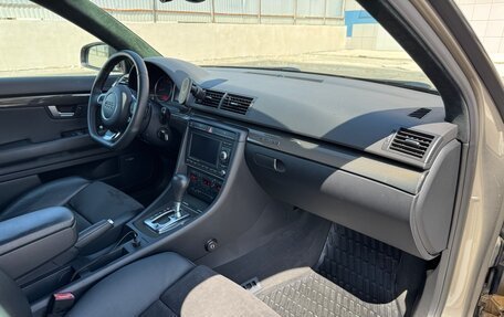 Audi A4, 2004 год, 1 950 000 рублей, 24 фотография