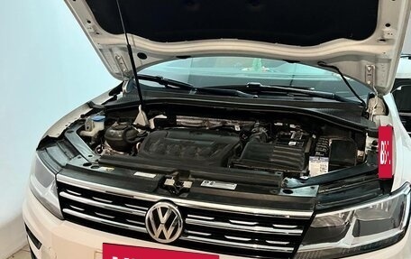 Volkswagen Tiguan II, 2019 год, 2 697 999 рублей, 7 фотография