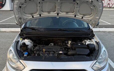 Hyundai Solaris II рестайлинг, 2011 год, 705 000 рублей, 9 фотография