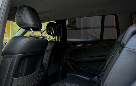 Mercedes-Benz GL-Класс, 2015 год, 3 200 000 рублей, 13 фотография