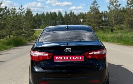 KIA Rio III рестайлинг, 2012 год, 3 фотография