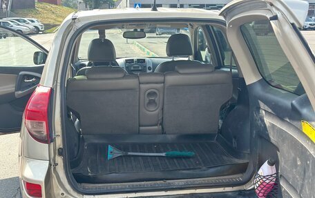 Toyota RAV4, 2007 год, 750 000 рублей, 11 фотография